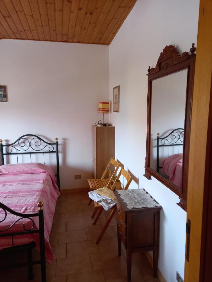 B&B Isabella Numana Bagian luar foto