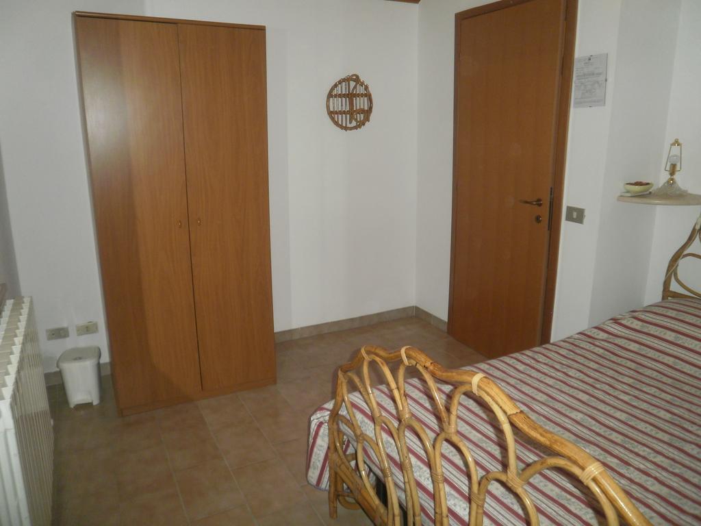 B&B Isabella Numana Ruang foto