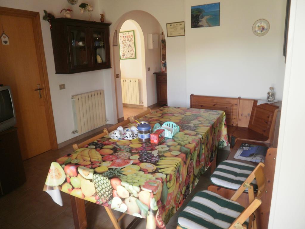 B&B Isabella Numana Bagian luar foto