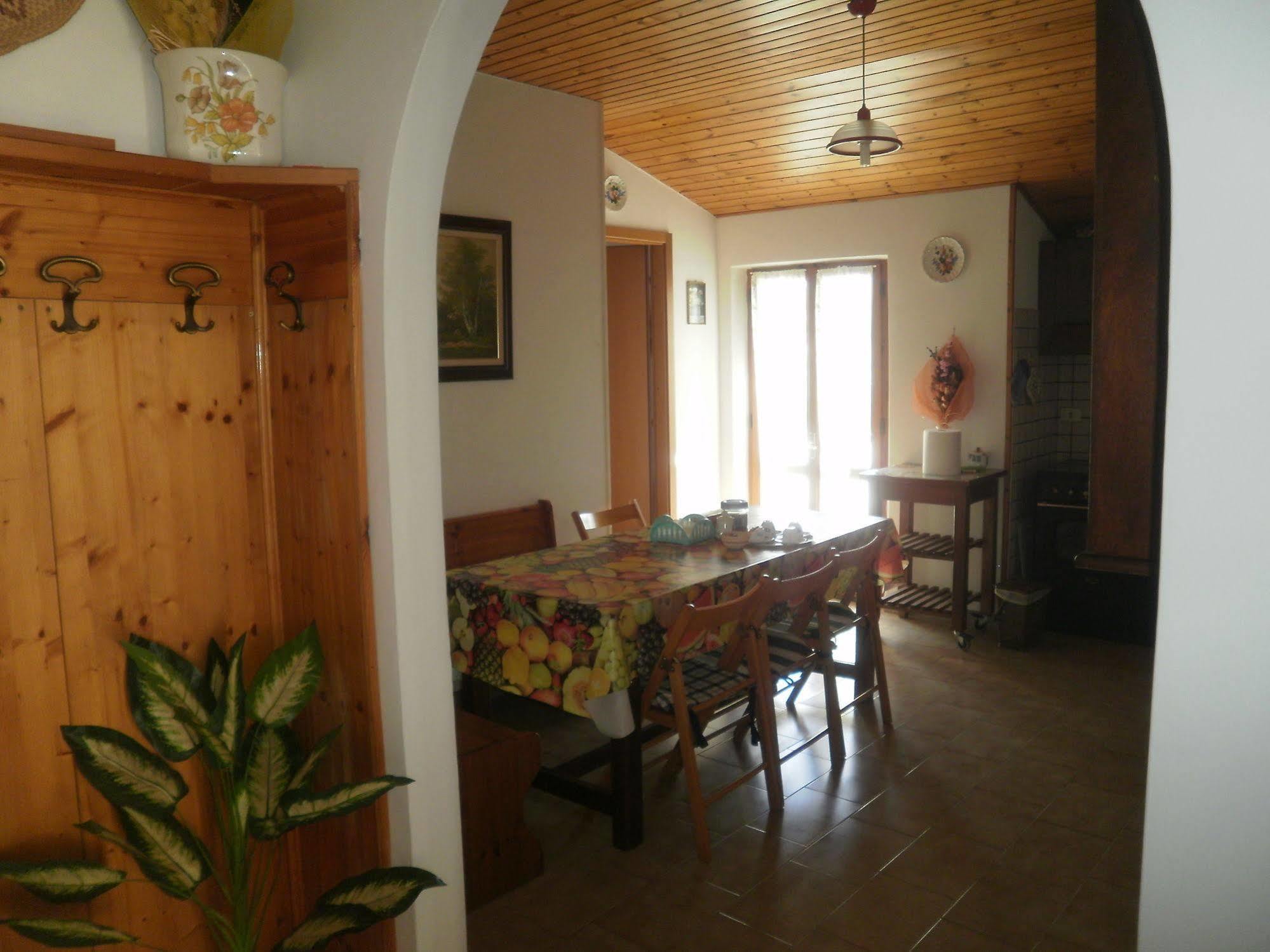 B&B Isabella Numana Bagian luar foto